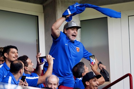 Argentina, Maradona: «Icardi non sarà mai Batistuta. Higuain? Sampaoli irrispettoso»