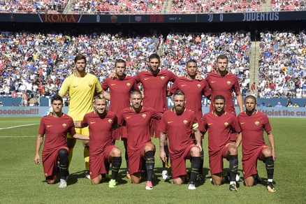 Roma, assegnati i numeri di maglia: per la prima volta manca il 10