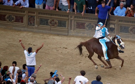 Palio di Siena, l'Onda vince l'edizione dell'Assunta