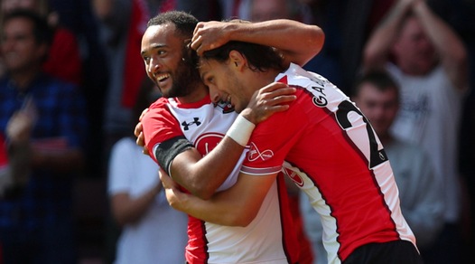 Premier League, altro poker per Mourinho. Mahrez trascina il Leicester, in gol Gabbiadini