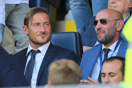 Totti rinuncia al corso di allenatore: al suo posto Perrotta