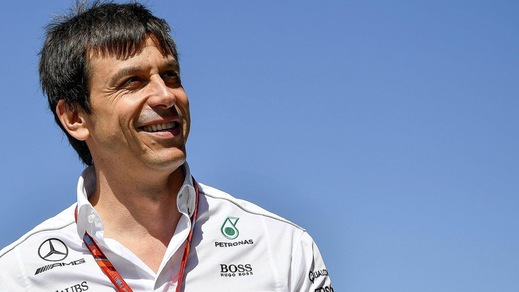 F1 Mercedes, Wolff: «Piloti allo stesso livello»