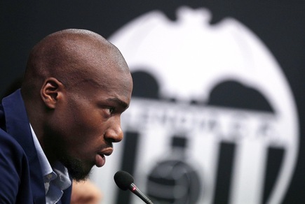 Kondogbia al Valencia, le immagini della presentazione