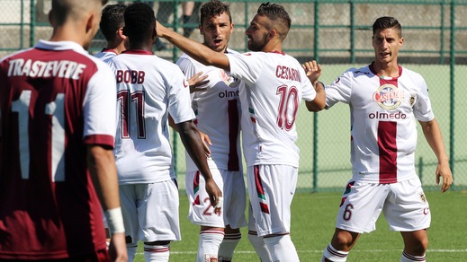 Calciomercato Reggiana, rinnovano Bovo e Carlini