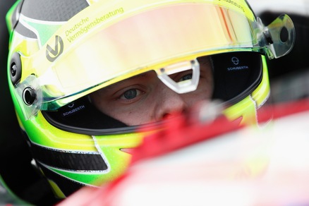 F1, Gp Belgio: Schumacher jr sulla Benetton del papà