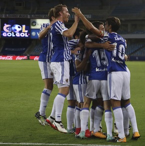 Villarreal ko 3-0, la Real Sociedad al comando della Liga