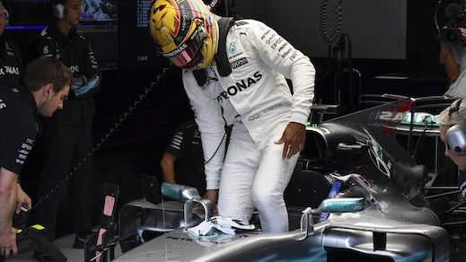 F1 Mercedes, Hamilton come Schumi: 68 pole in carriera