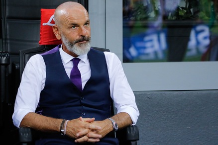 Serie A Fiorentina, Pioli smorza i toni: «Fiducia negli arbitri»