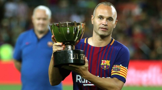 Calciomercato, il Barcellona blinda Iniesta: contratto a vita