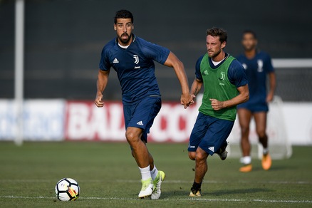 Juventus, sospiro di sollievo per Khedira: «Niente di grave»