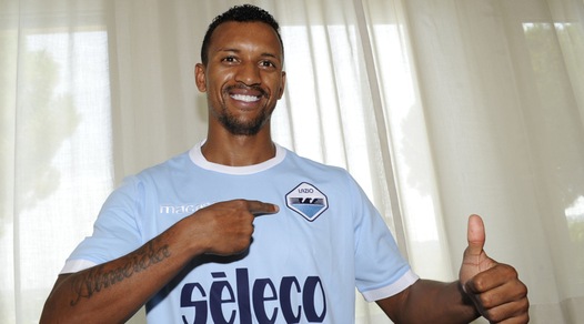 Lazio, ecco Nani: in posa con la nuova maglia