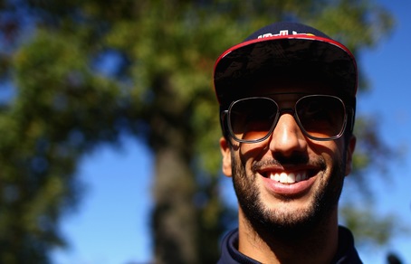 F1, Ricciardo: «A Singapore voglio solo la vittoria»