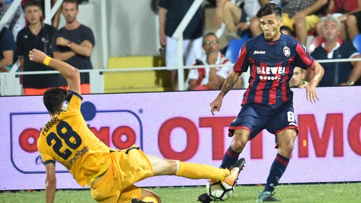 Serie A Crotone, Crociata: «A Cagliari per muovere la classifica»
