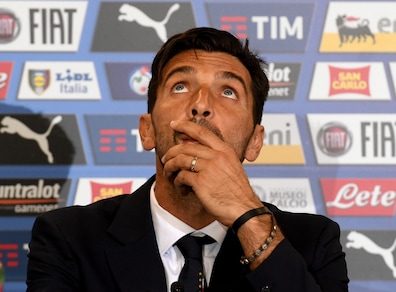 Italia, Buffon: «Le critiche non mi sfiorano». Barzagli: «Ci rido su»
