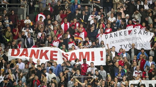 Germania-Norvegia, spuntano striscioni per Khedira