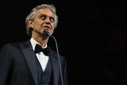 Andrea Bocelli live al Colosseo per Celebrity Fight Night