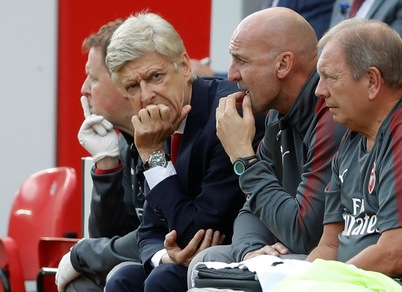 Wenger getta la spugna: «Aboliamo il fair play finanziario»