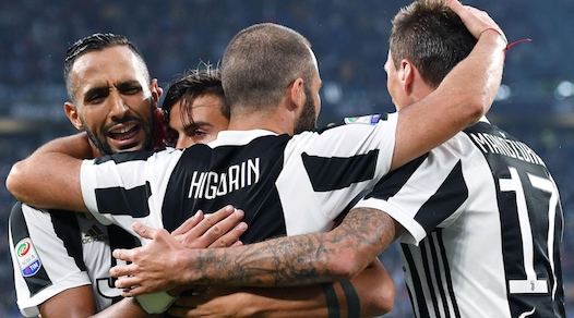 Serie A, Juventus-Chievo 3-0: Higuain-Dybala show