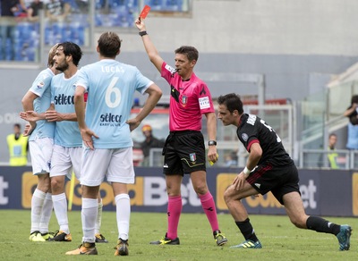 Serie A giudice sportivo, Parolo e Bertolacci saltano Genoa-Lazio