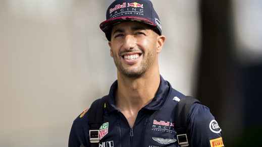 F1 Singapore, Ricciardo: «Lotteremo con la Mercedes»