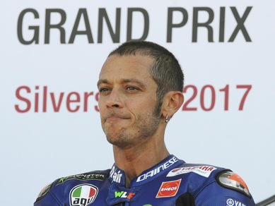 MotoGp, “piratata” radiografia della frattura di Rossi