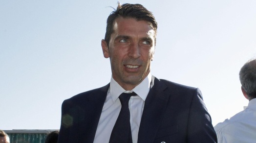 Juventus, Buffon parla da capitano: «Dybala? Tra i primi cinque del mondo»