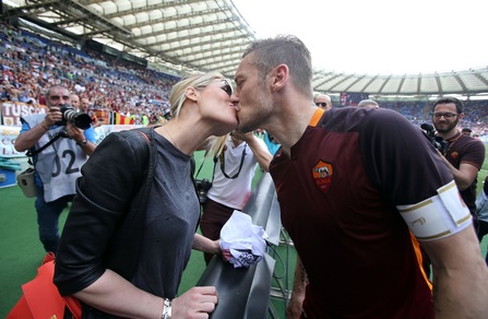 Ilary Blasi: «Totti allenatore? La vita è piena di sorprese»