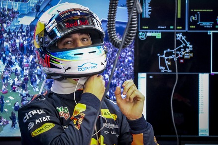 F1 Singapore, Ricciardo: «Domani vinceremo»