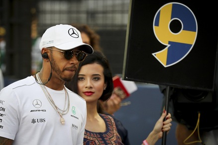 F1 Mercedes, Hamilton si racconta: «Sto diventando vegano»