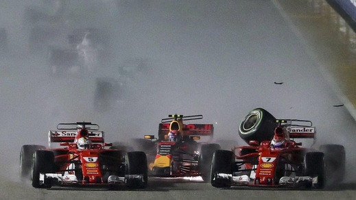 F1 Gp Singapore, Verstappen: «Vettel, errore che potrebbe costargli caro»