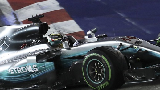 F1, Gp Singapore: vince Hamilton, ora è a +28 su Vettel