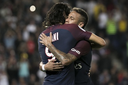 Cavani-Neymar, la soluzione del Psg per risolvere il caso