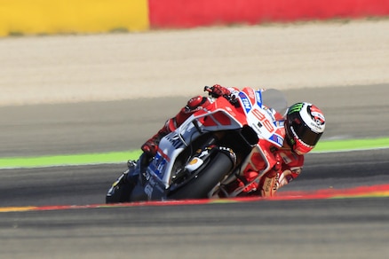 MotoGp Ducati, Lorenzo: «Vicini a una vittoria, forse già a Motegi»