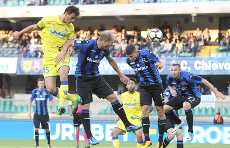 Napoli, Milik si opera: scatta l'ora di Inglese