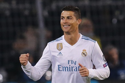 Real Madrid, Ronaldo si confessa: «Sognavo di diventare una leggenda»
