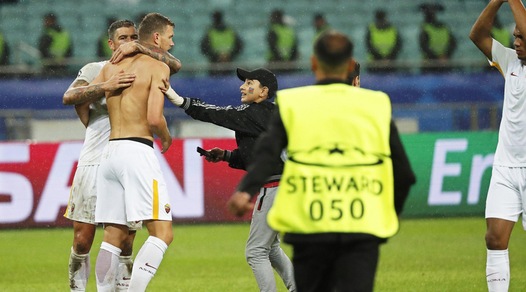 Qarabag-Roma 1-2, Dzeko mette a segno il 100° gol giallorosso in Champions