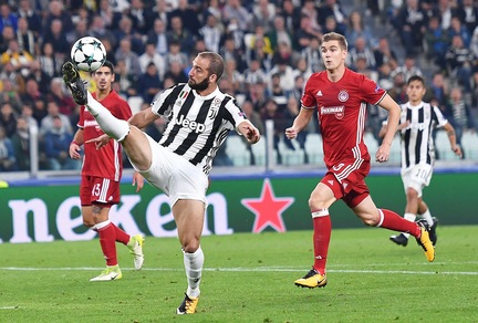 Juventus, Higuain: «Uno dei momenti più belli della mia carriera»