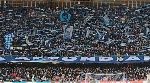Napoli-Juventus, tifo da urlo: 100mila cuori