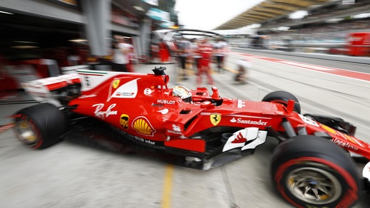 F1 Malesia, beffa Vettel. Il tedesco: «Sistemeremo tutto»