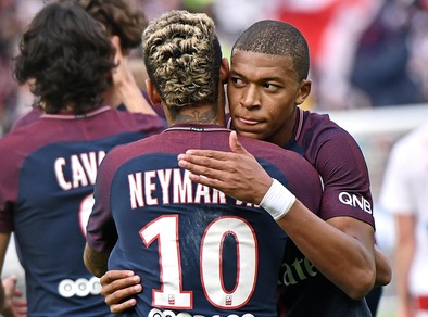 Ligue 1, Psg-Bordeaux 6-2: doppio Neymar e in gol anche Cavani e Mbappé