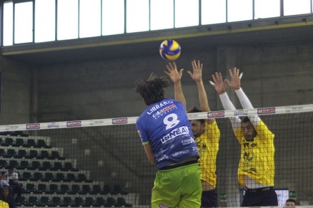 Volley: A2 Maschile, Girone Bianco: nessuna a punteggio pieno
