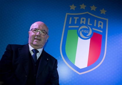 Var, Tavecchio risponde ad Allegri: «Non fa perdere tempo»