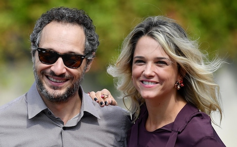 Minacce a Francesca Barra: lei e Claudio Santamaria denunciano i loro haters