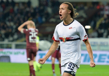 Serie A Genoa, Laxalt e Veloso: personalizzato