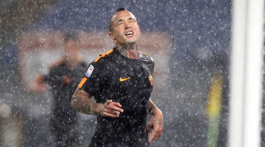 Belgio, caso Nainggolan: compagni, tifosi e stampa lo rivogliono in nazionale