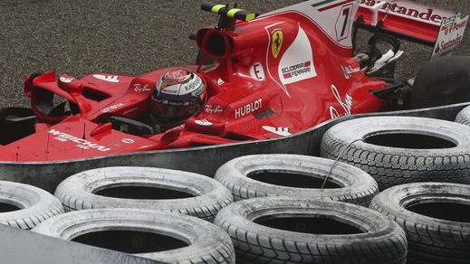 F1 Ferrari, Raikkonen: crash nelle libere e penalità in arrivo