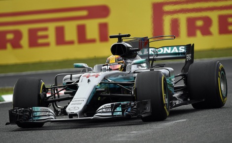 F1 Suzuka, Hamilton: «Pole fantastica, le Ferrari saranno veloci in gara»