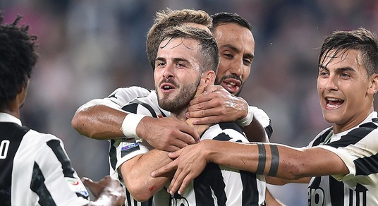 Juventus, Pjanic: «Higuain aveva tanta rabbia dentro»