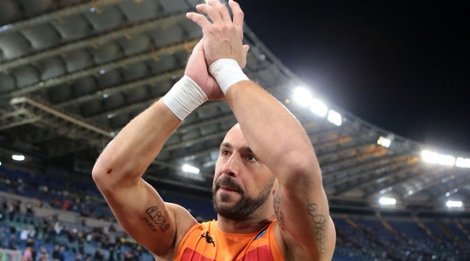 Papà Reina sposa Napoli: «Pepe può dare ancora tanto»