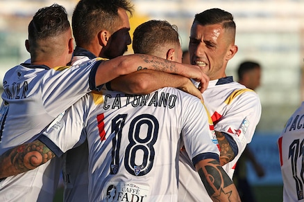 Serie C, Juve Stabia-Lecce 2-3: Caturano per la vetta